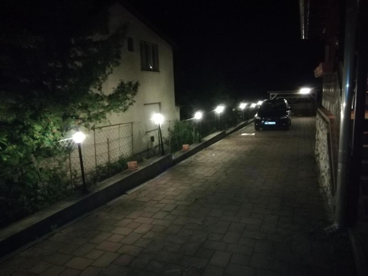 Asta La Vista Vendeghaz Hotel Miskolc Eksteriør billede