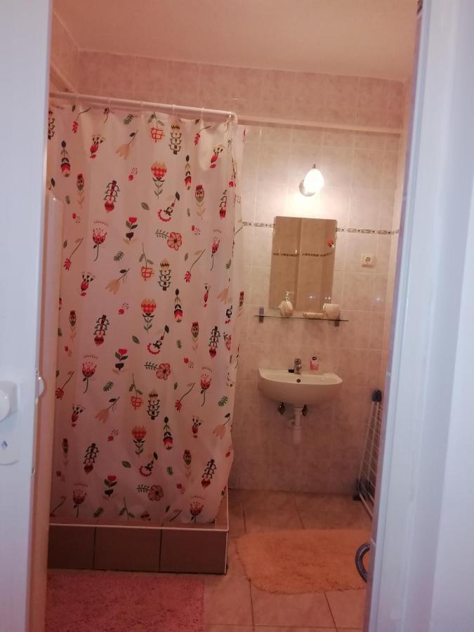 Asta La Vista Vendeghaz Hotel Miskolc Eksteriør billede