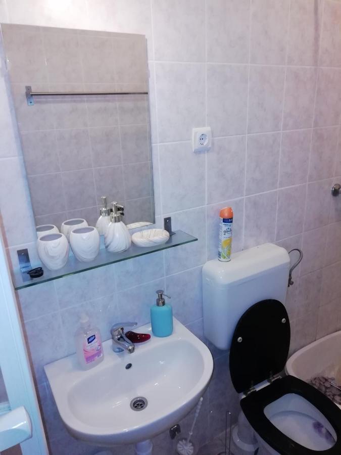 Asta La Vista Vendeghaz Hotel Miskolc Eksteriør billede