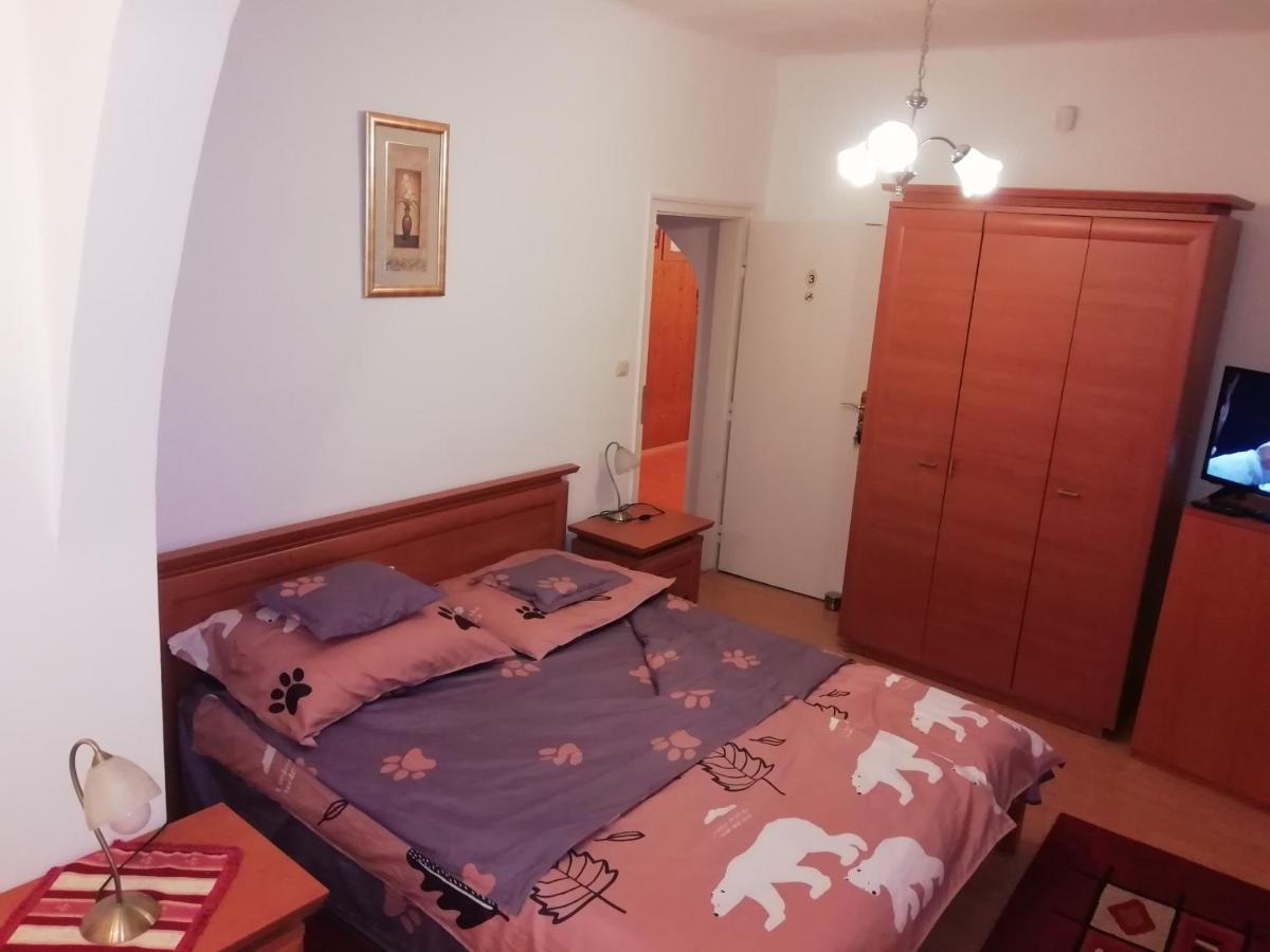 Asta La Vista Vendeghaz Hotel Miskolc Eksteriør billede