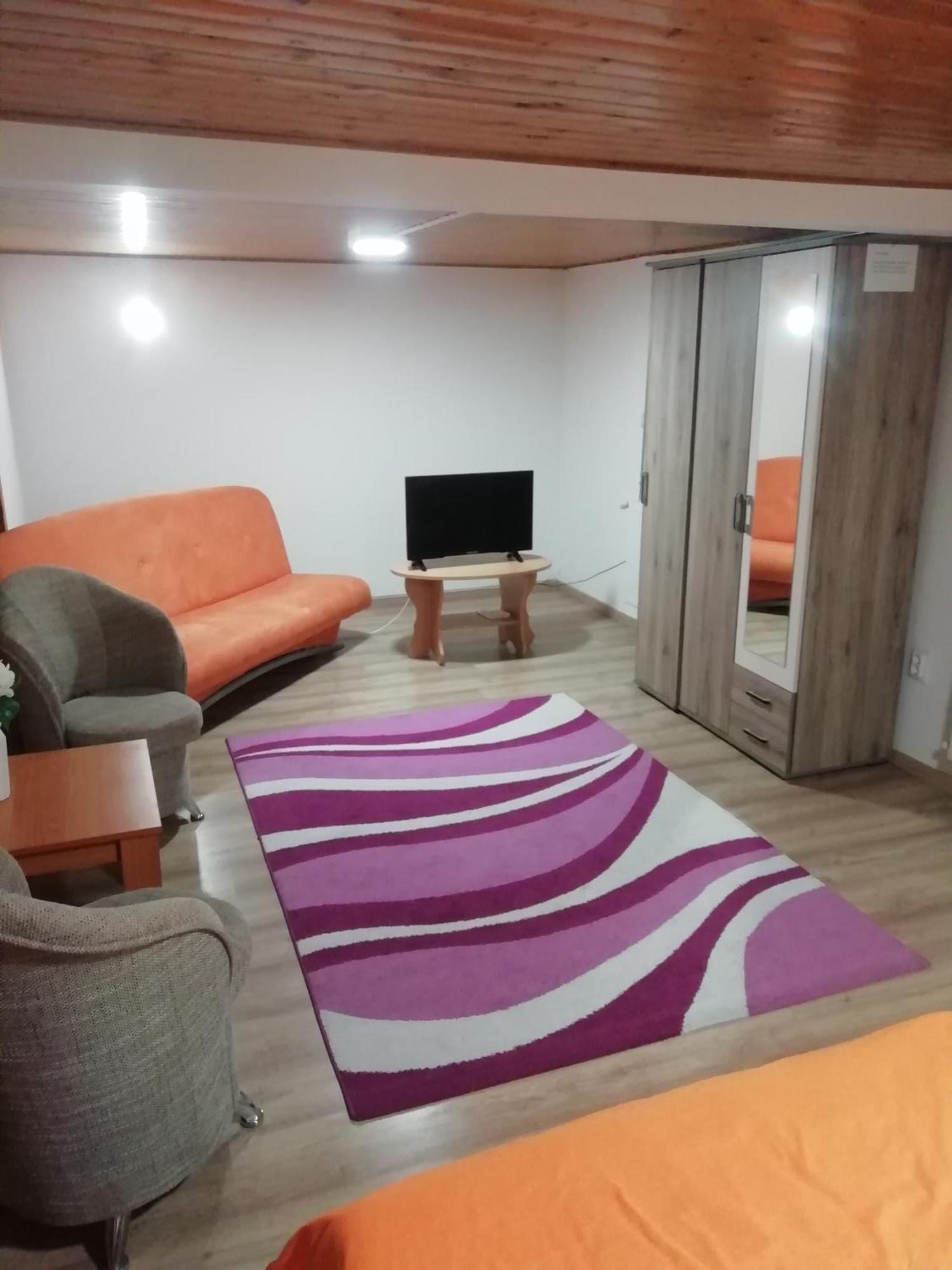 Asta La Vista Vendeghaz Hotel Miskolc Eksteriør billede